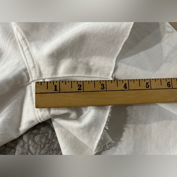 NWT AG-ED Hailey Cutoff White Boyfriend Denim Stretch Shorts Size 32 - Picture 14 of 15